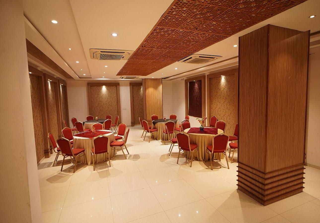 Hotel Amora - Rajnandgaon Raj Nandgaon Luaran gambar